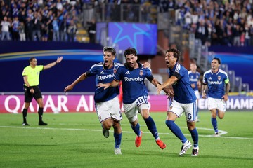 Hansi Flick Puji Debut Memukau Como di Liga Champions