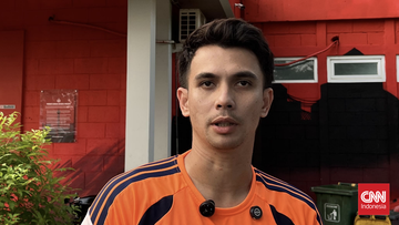 Nadeo Argawinata: Belajar dari Kiper Eropa, Sekaligus Ajarkan Budaya Liga Indonesia